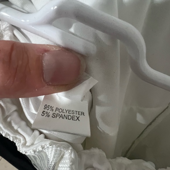 Western/boho vibes white fringe halter strap romper, size small, open back - Picture 6 of 12